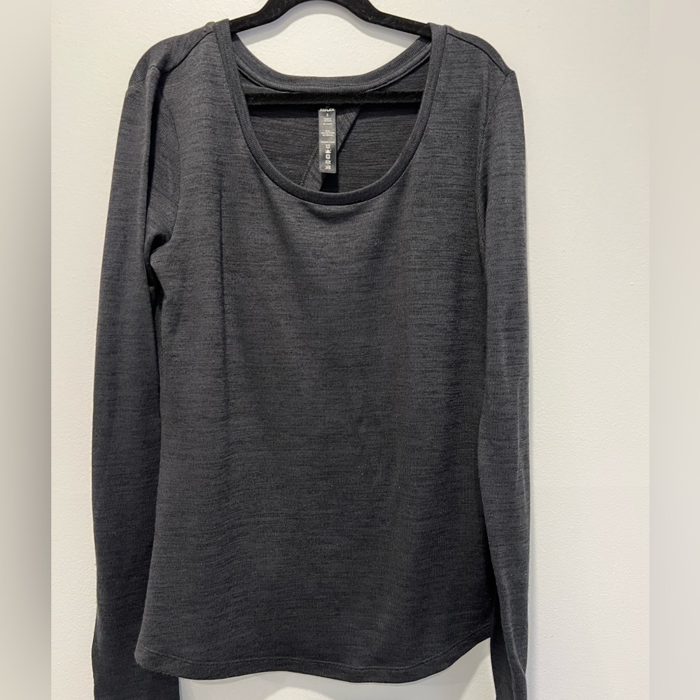 Reflex yoga top- open back, gray, size small